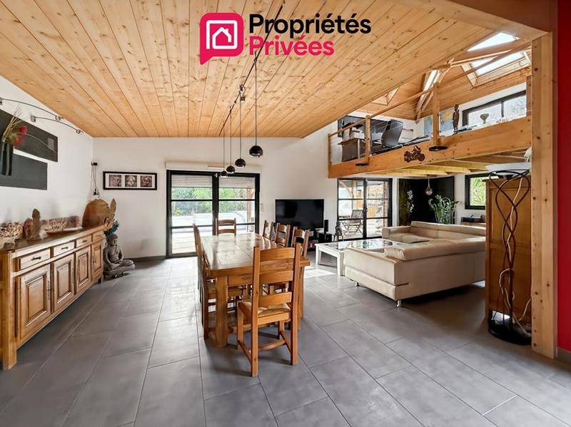Maison - 146 m² - 5 pièces