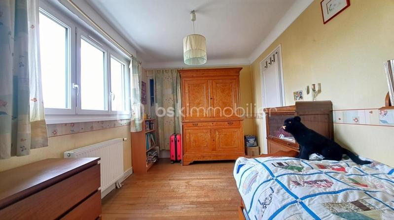 Propriété - 142 m² - 8 pièces