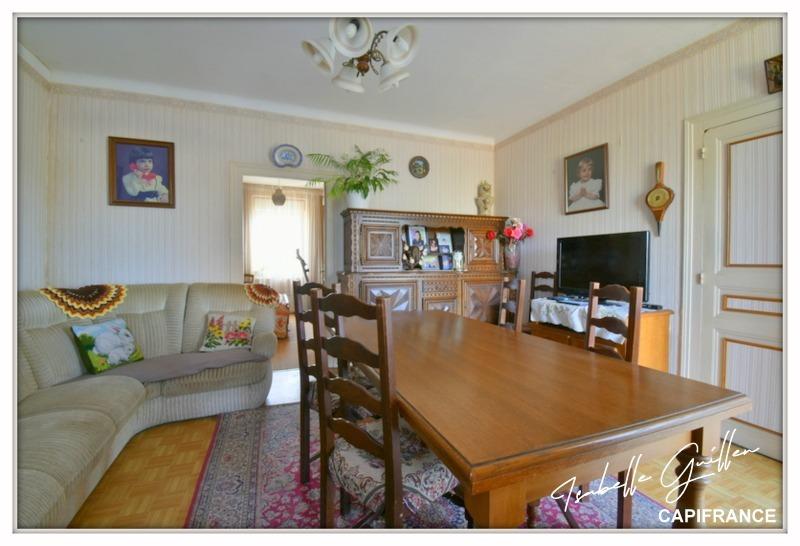 Maison - 98 m² - 5 pièces