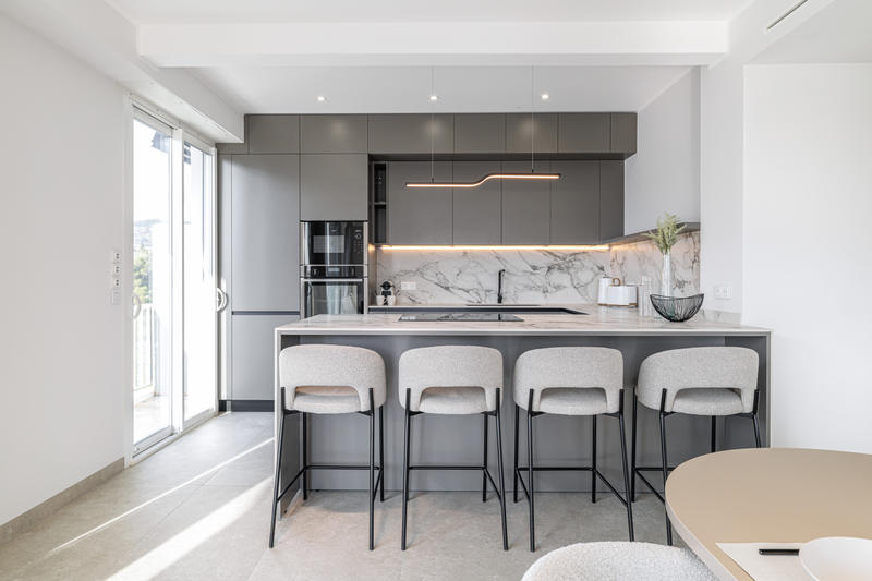 Appartement - 85 m² - 3 pièces