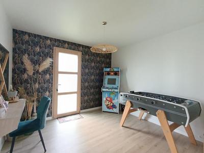 Maison - 136 m² - 6 pièces