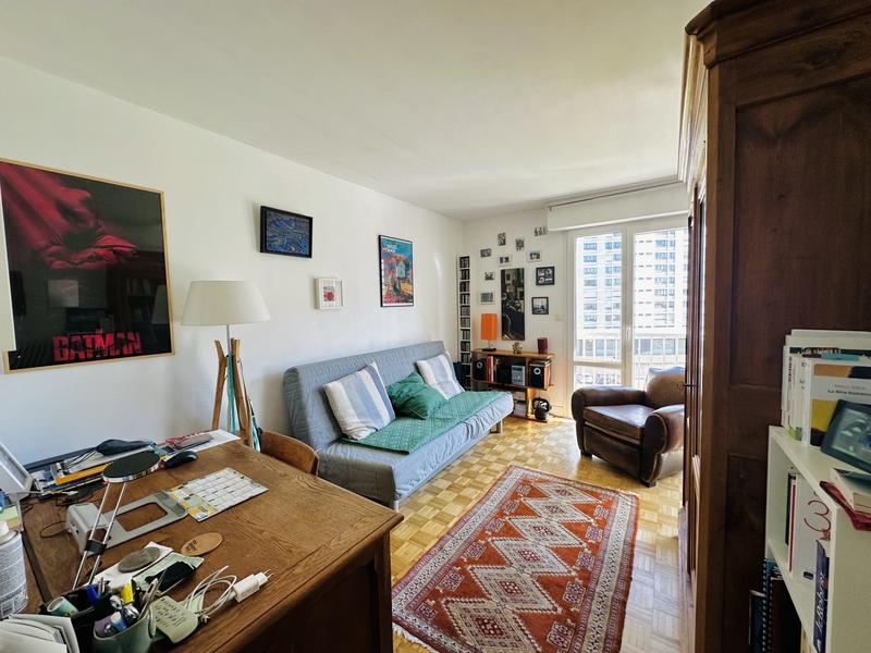 Appartement - 90 m² - 4 pièces