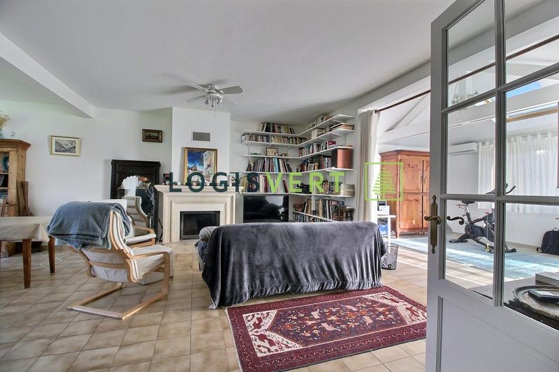 Maison - 140 m² - 7 pièces