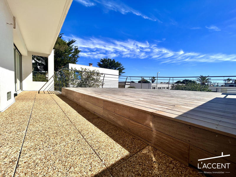 Maison - 191 m² - 6 pièces