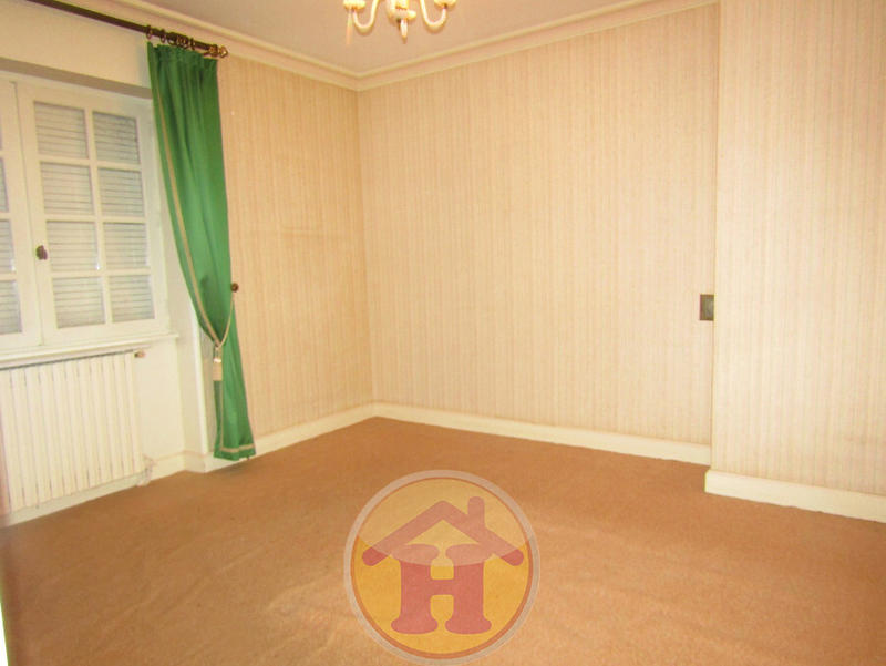 Maison - 162 m² - 6 pièces