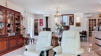 Villa - 144 m² - 4 pièces