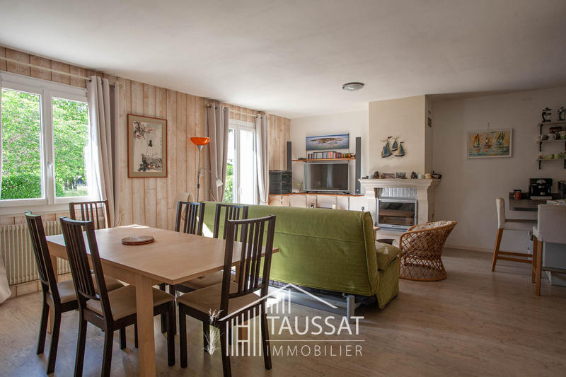 Maison - 137 m² - 5 pièces