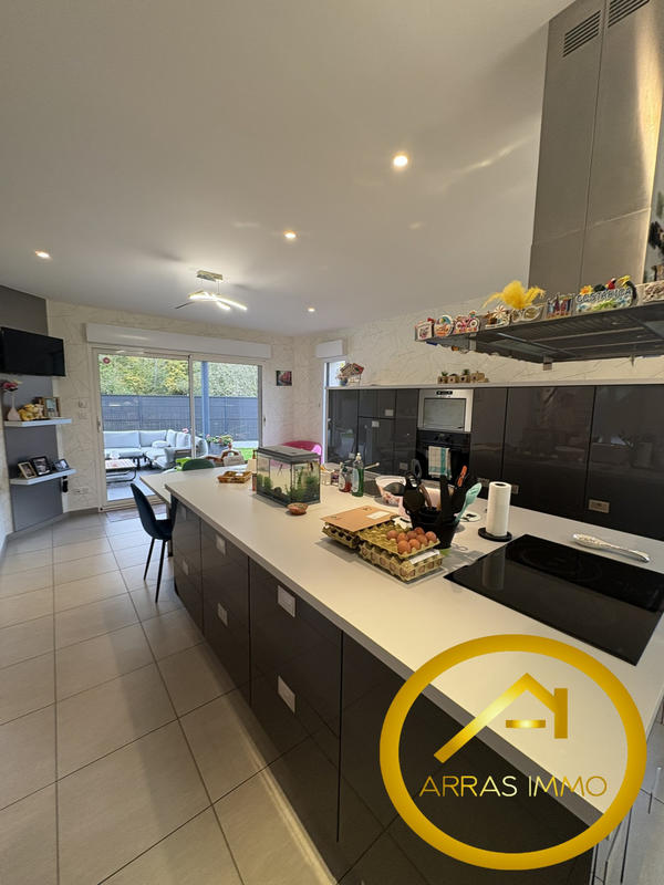 Maison - 136 m² - 4 pièces