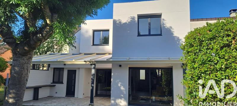 Maison - 125 m² - 6 pièces