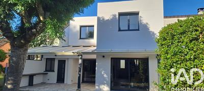 Maison - 125 m² - 6 pièces