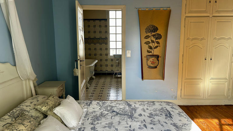 Maison - 211 m² - 7 pièces