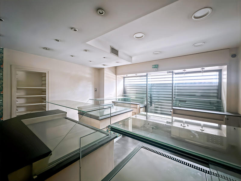 Local d'activité / Entrepôt - 40 m² - 2 pièces