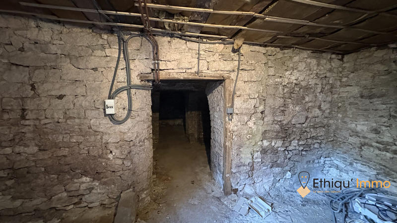 Maison ancienne - 120 m² - 4 pièces