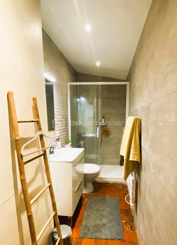 Maison de ville - 200 m² - 9 pièces