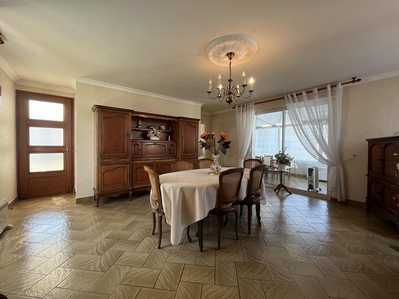 Maison - 120 m² - 8 pièces