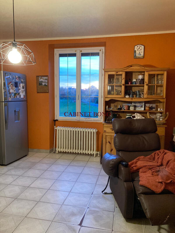 Maison ancienne - 202 m² - 6 pièces