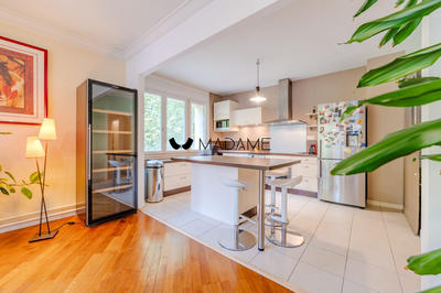 Appartement - 104 m² - 3 pièces