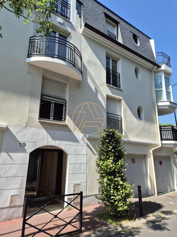 Parking / Garage - 13 m²