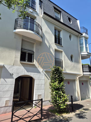 Parking / Garage - 13 m²