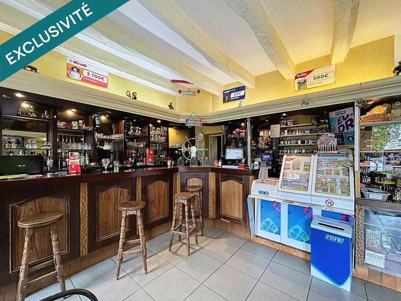 Local commercial - 260 m² - 6 pièces