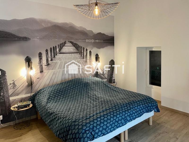 Maison - 349 m² - 10 pièces