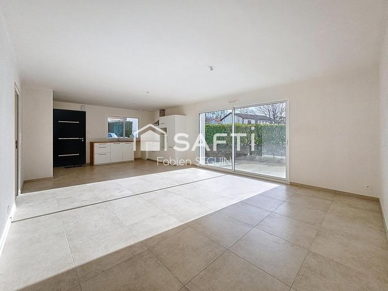 Maison - 92 m² - 4 pièces
