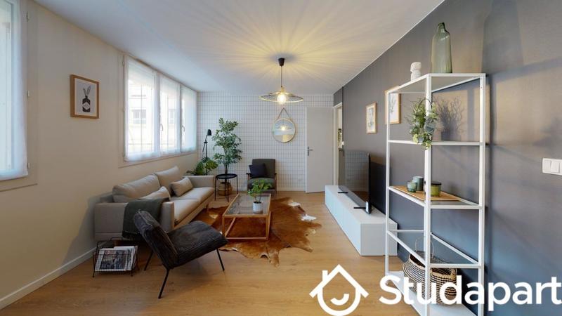 Chambre - 10 m² - 1 pièce