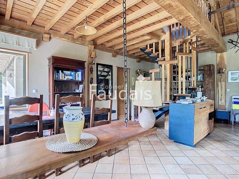 Maison - 160 m² - 5 pièces