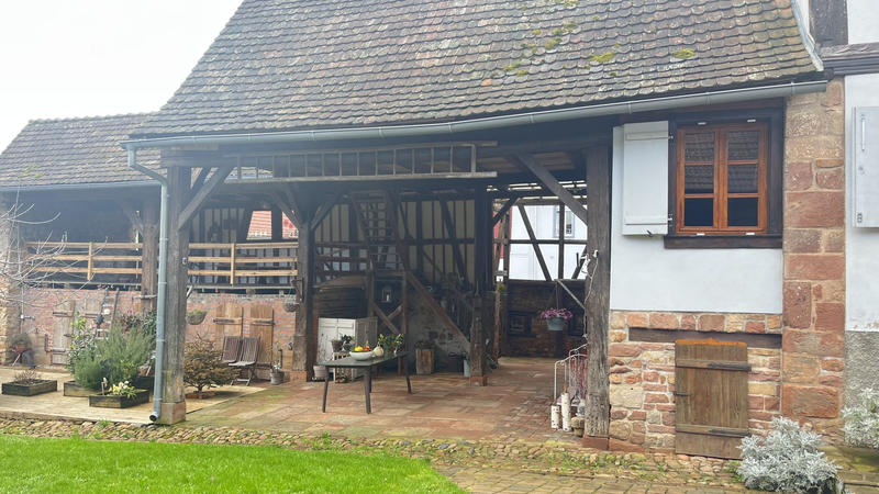 Maison traditionnelle - 250 m² - 8 pièces