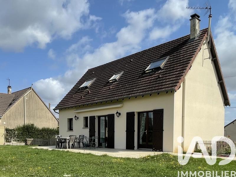 Maison - 90 m² - 4 pièces