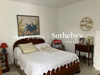 Appartement - 85 m² - 3 pièces