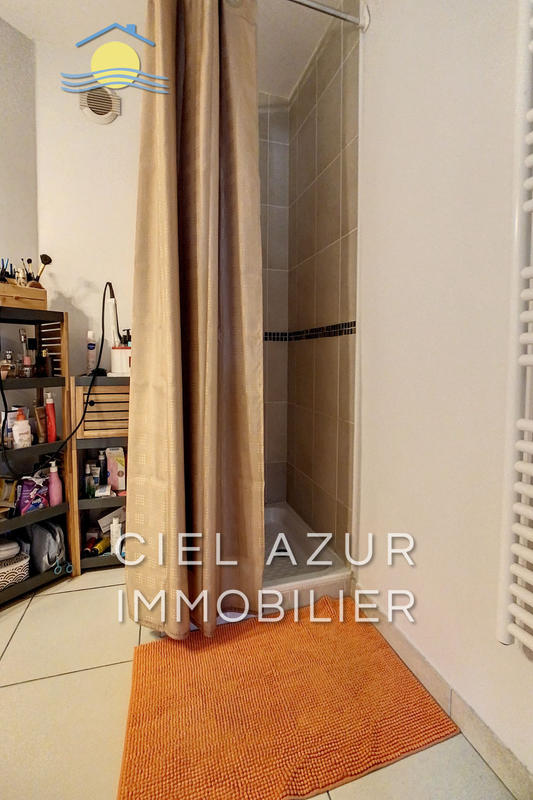 Maison - 211 m² - 6 pièces