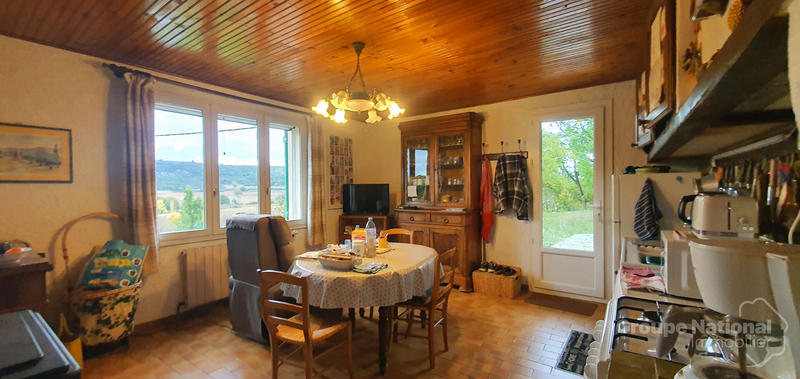 Maison - 195 m² - 9 pièces