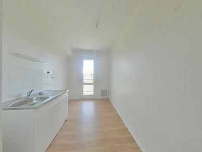 Appartement ancien - 65 m² - 3 pièces