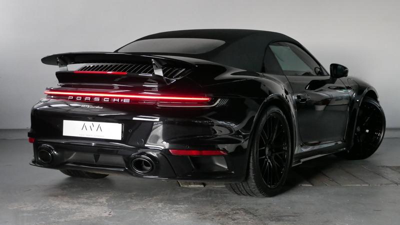 Porsche 911 992 Turbo Cabriolet 580 Ch