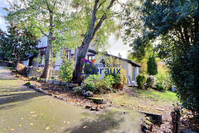 Maison - 111 m² - 5 pièces