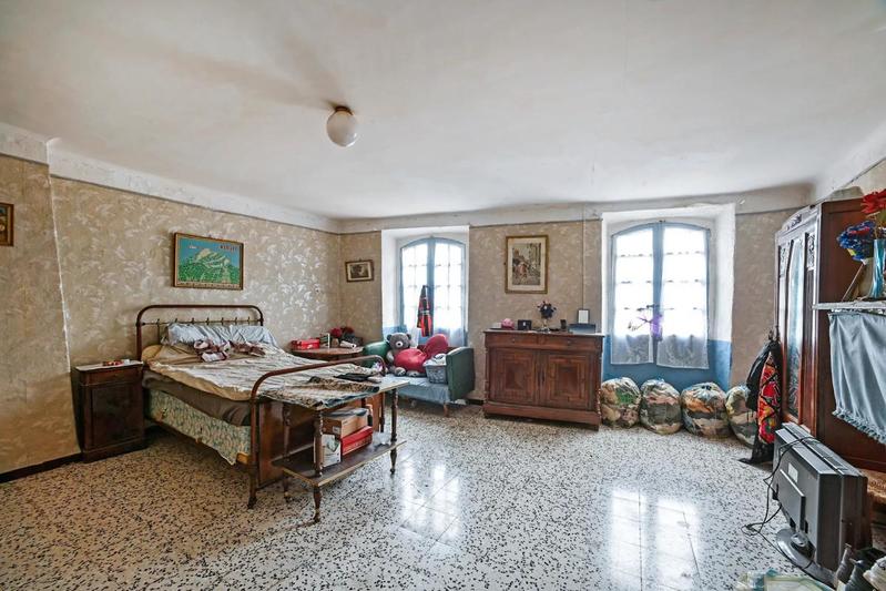 Maison - 170 m² - 6 pièces