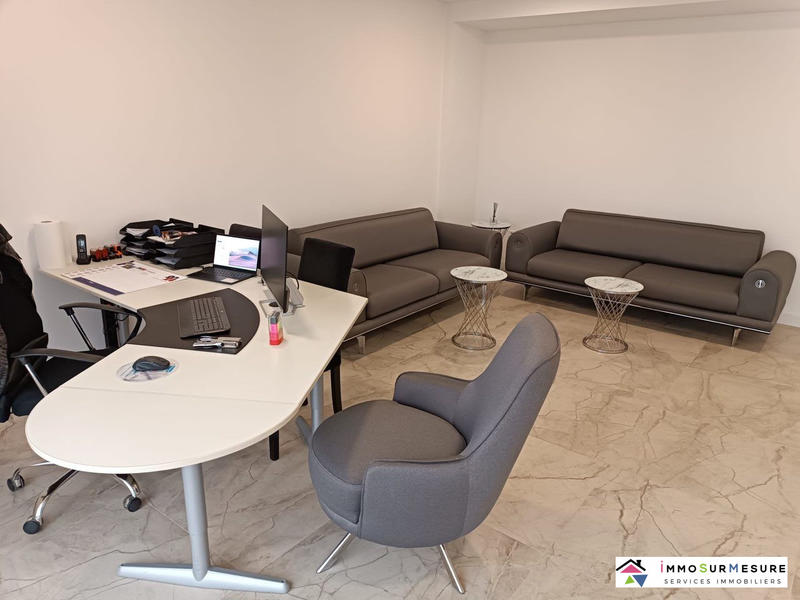 Bureau - 30 m² - 1 pièce