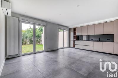 Maison - 98 m² - 4 pièces