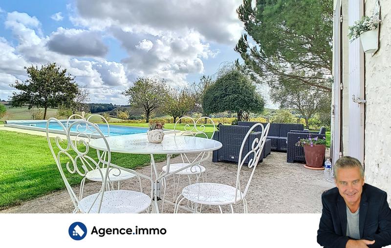 Maison ancienne - 273 m² - 10 pièces