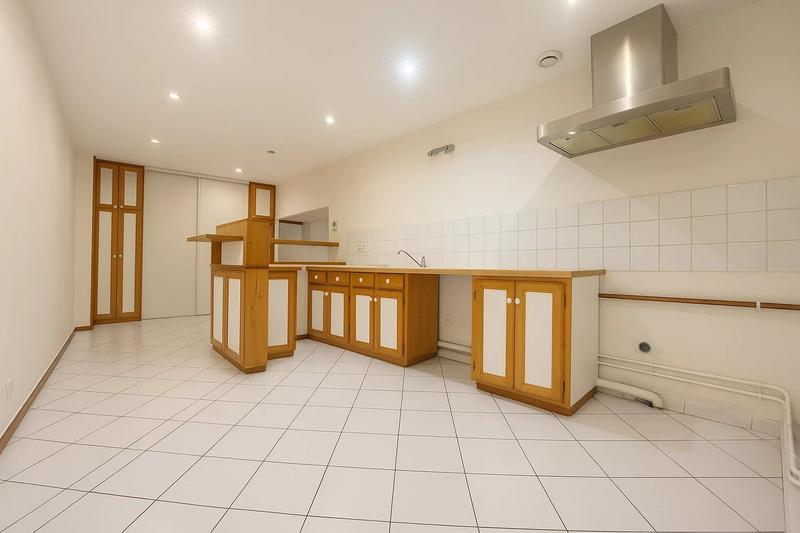 Appartement - 162 m² - 4 pièces