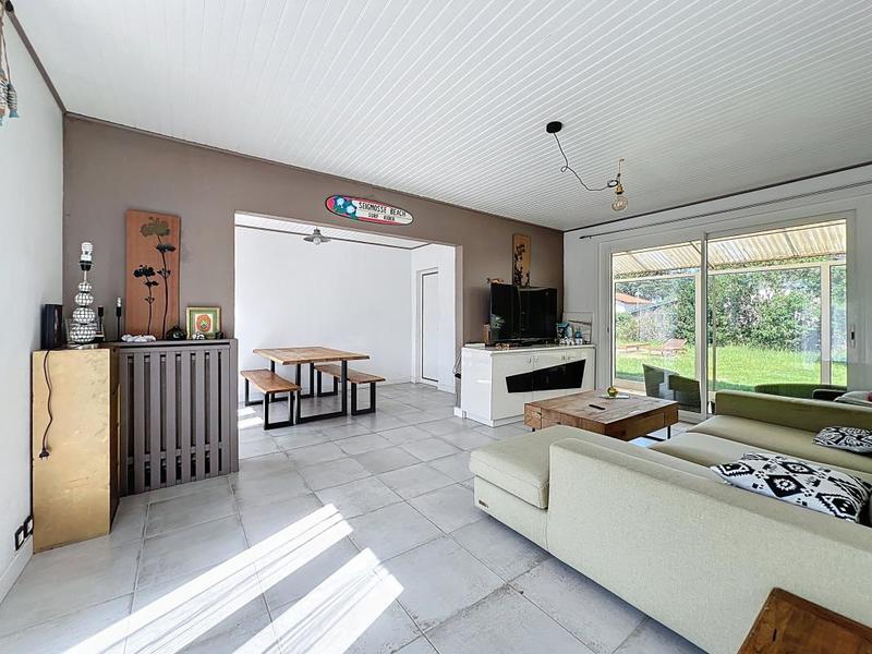 Pavillon - 94 m² - 5 pièces