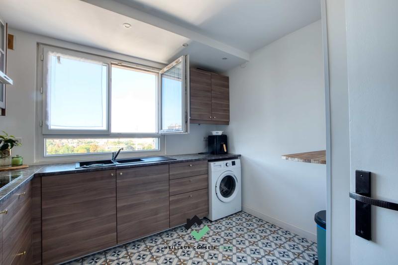 Appartement - 83 m² - 4 pièces