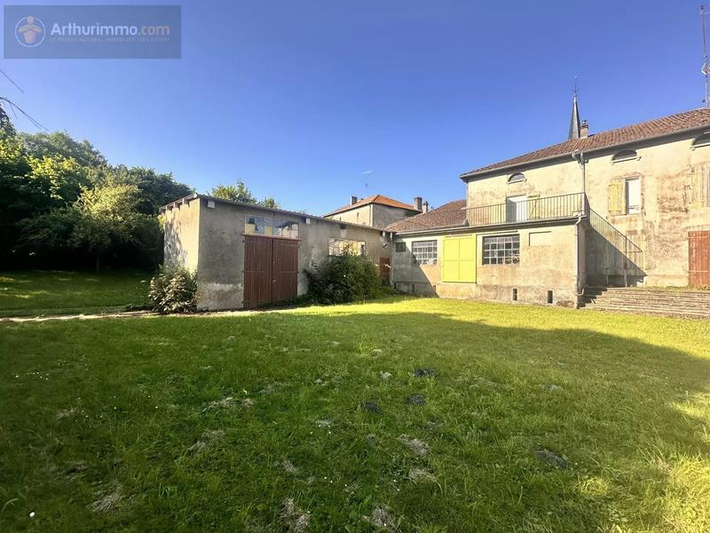 Maison - 400 m² - 12 pièces