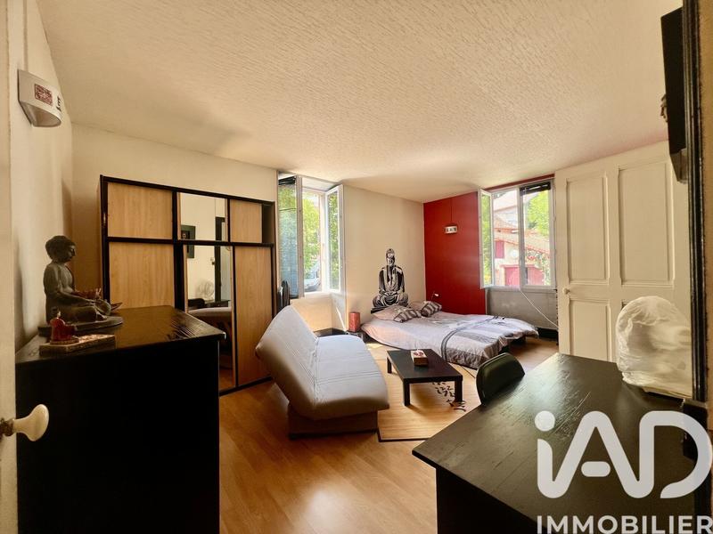 Maison - 252 m² - 12 pièces