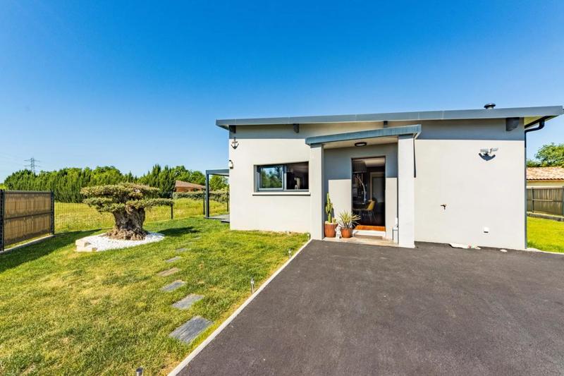 Maison - 105 m² - 4 pièces