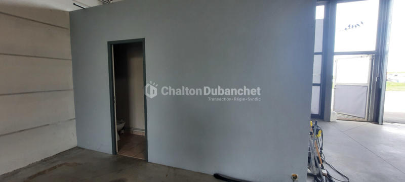 Local d'activités - 582 m² - 6 pièces