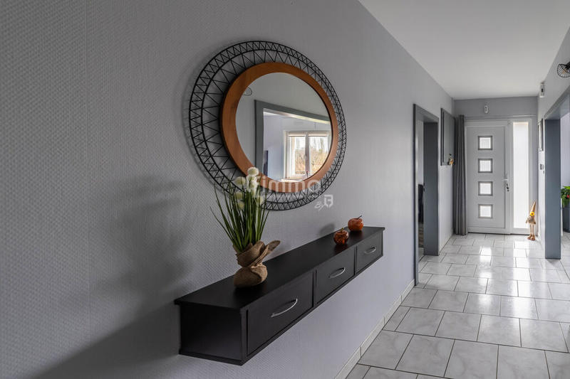 Maison - 99 m² - 5 pièces