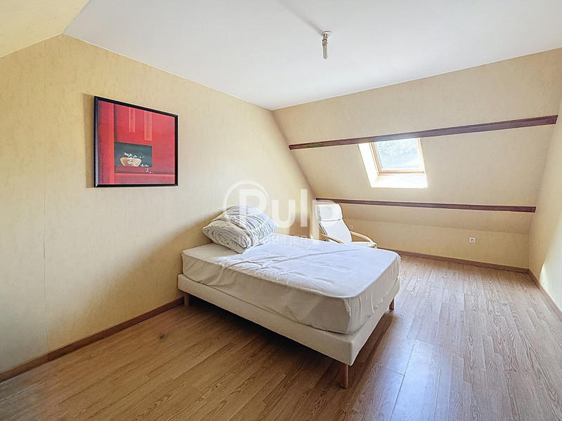 Pavillon - 126 m² - 8 pièces