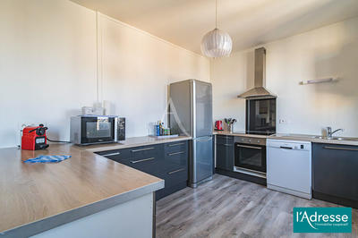 Appartement - 105 m² - 5 pièces